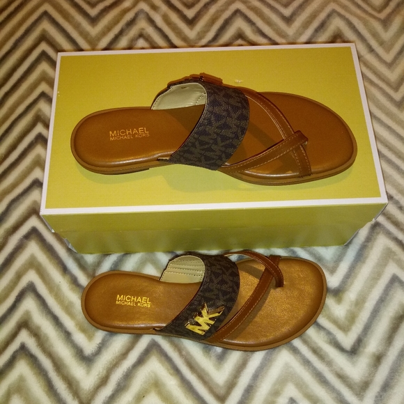 sidney flat sandals